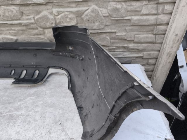 bontott SKODA OCTAVIA II Hátsó Lökhárító (Részeivel)