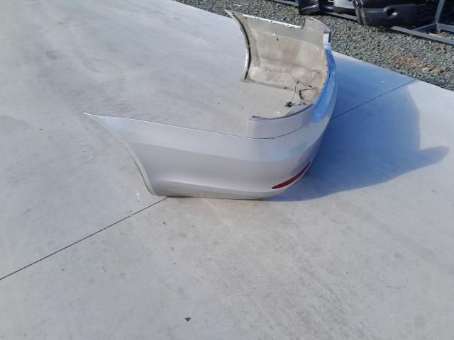 bontott SKODA OCTAVIA II Hátsó Lökhárító (Üresen)