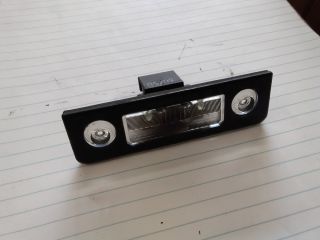 bontott SKODA OCTAVIA II Hátsó Rendszámtábla Világítás