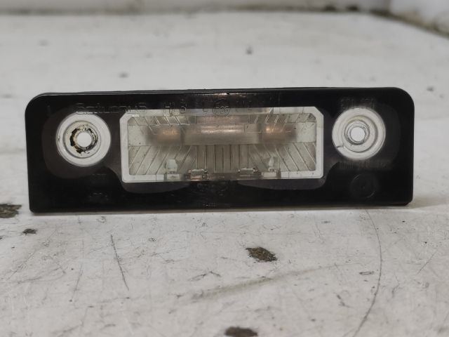 bontott SKODA OCTAVIA II Hátsó Rendszámtábla Világítás