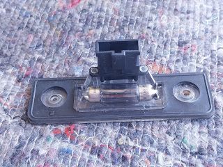 bontott SKODA OCTAVIA II Hátsó Rendszámtábla Világítás