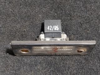 bontott SKODA OCTAVIA II Hátsó Rendszámtábla Világítás