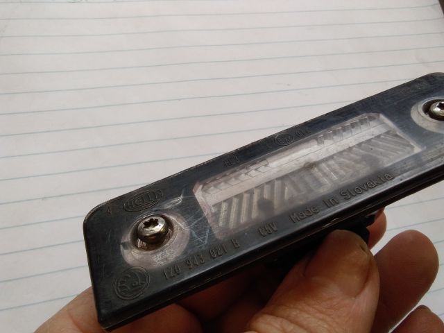 bontott SKODA OCTAVIA II Hátsó Rendszámtábla Világítás