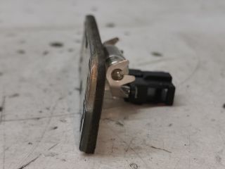 bontott SKODA OCTAVIA II Hátsó Rendszámtábla Világítás