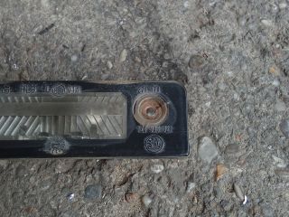 bontott SKODA OCTAVIA II Hátsó Rendszámtábla Világítás