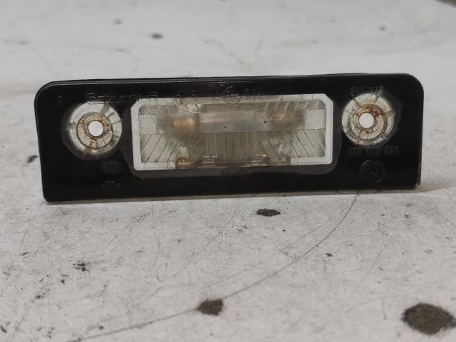 bontott SKODA OCTAVIA II Hátsó Rendszámtábla Világítás