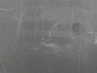 bontott SKODA OCTAVIA II Hátsó Tároló Rekesz