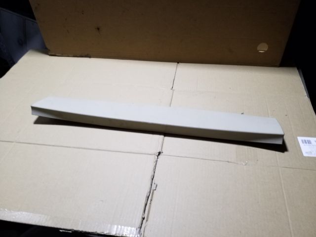 bontott SKODA OCTAVIA II Hátsó Tetőkárpit Takarófedél