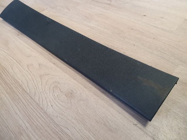 bontott SKODA OCTAVIA II Hátsó Tetőkárpit Takarófedél