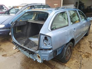 bontott SKODA OCTAVIA II Hátsó Ülés