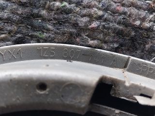 bontott SKODA OCTAVIA II Hátsó Vonószem Burkolat