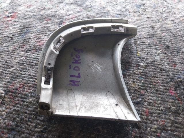 bontott SKODA OCTAVIA II Hátsó Vonószem Burkolat