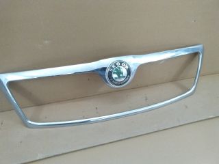 bontott SKODA OCTAVIA II Hűtőrács