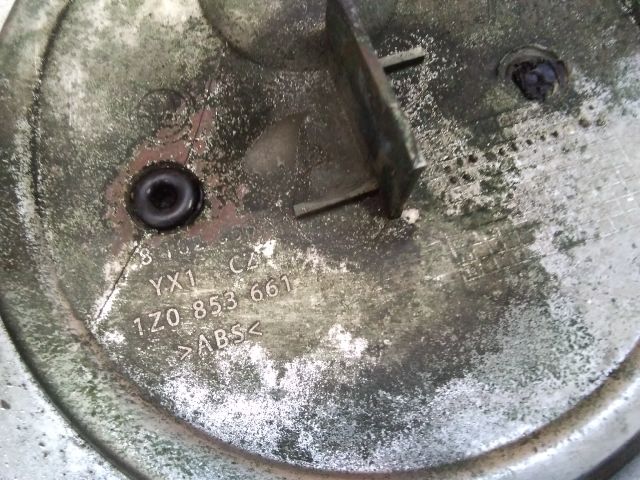 bontott SKODA OCTAVIA II Hűtőrács