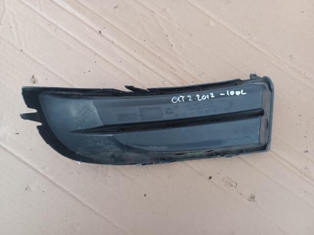 bontott SKODA OCTAVIA II Hűtőrács