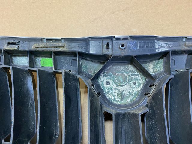 bontott SKODA OCTAVIA II Hűtőrács