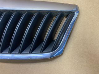 bontott SKODA OCTAVIA II Hűtőrács