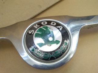 bontott SKODA OCTAVIA II Hűtőrács