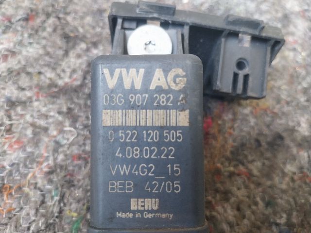 bontott SKODA OCTAVIA II Izzító Relé