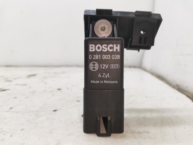 bontott SKODA OCTAVIA II Izzító Relé