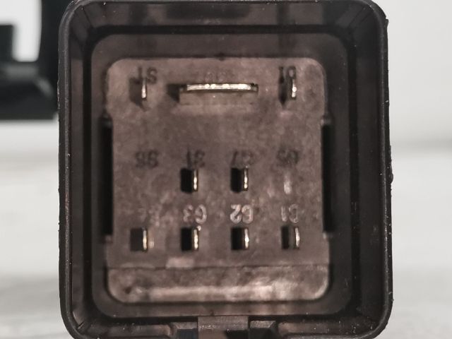 bontott SKODA OCTAVIA II Izzító Relé