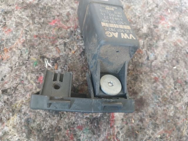 bontott SKODA OCTAVIA II Izzító Relé