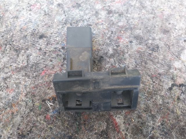 bontott SKODA OCTAVIA II Izzító Relé