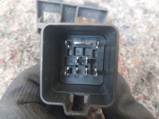 bontott SKODA OCTAVIA II Izzító Relé