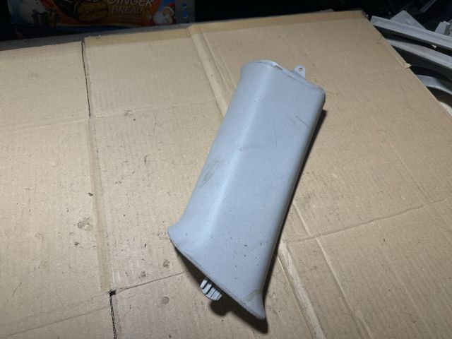 bontott SKODA OCTAVIA II Jobb C Oszlop Burkolat