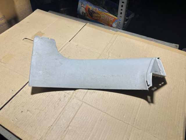 bontott SKODA OCTAVIA II Jobb C Oszlop Burkolat