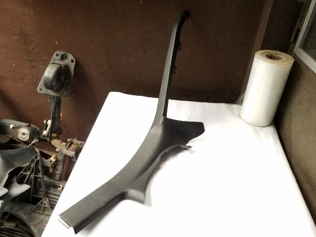 bontott SKODA OCTAVIA II Jobb C Oszlop Burkolat