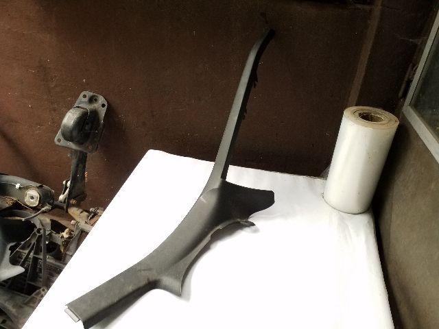 bontott SKODA OCTAVIA II Jobb C Oszlop Burkolat