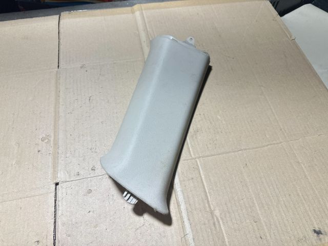 bontott SKODA OCTAVIA II Jobb C Oszlop Burkolat