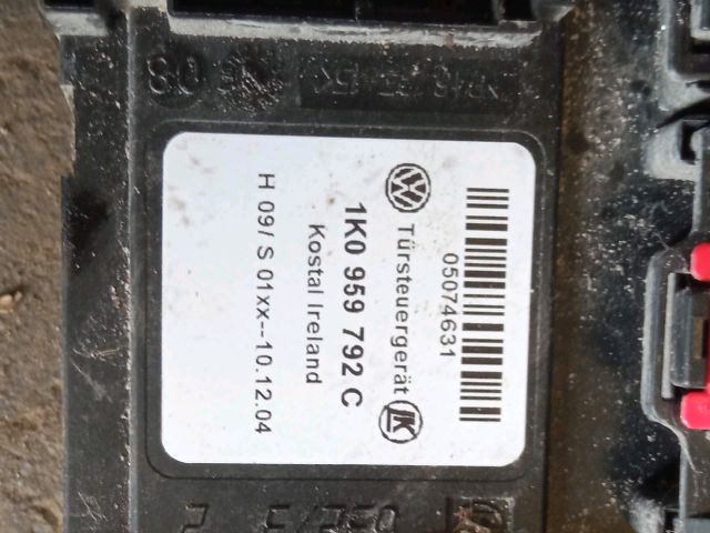 bontott SKODA OCTAVIA II Jobb első Ablakemelő Elektronika