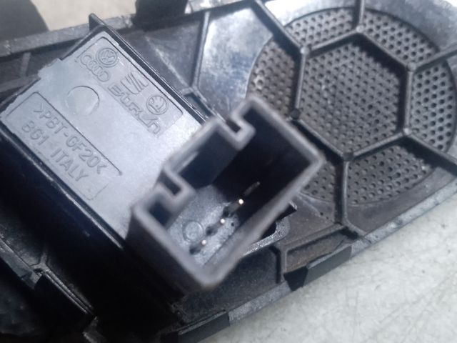 bontott SKODA OCTAVIA II Jobb első Ablakemelő Kapcsoló