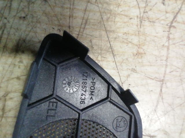 bontott SKODA OCTAVIA II Jobb első Ablakemelő Kapcsoló