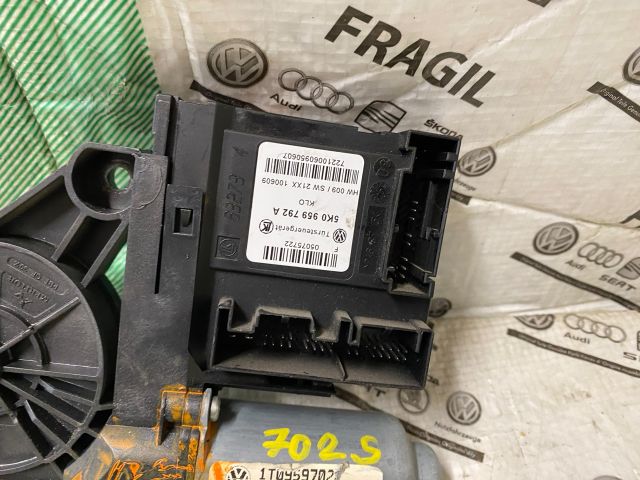 bontott SKODA OCTAVIA II Jobb első Ablakemelő Motor