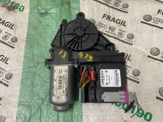 bontott SKODA OCTAVIA II Jobb első Ablakemelő Motor