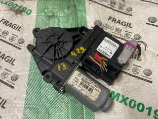 bontott SKODA OCTAVIA II Jobb első Ablakemelő Motor