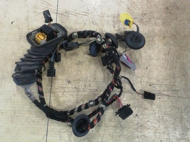 bontott SKODA OCTAVIA II Jobb első Ajtó Kábelköteg