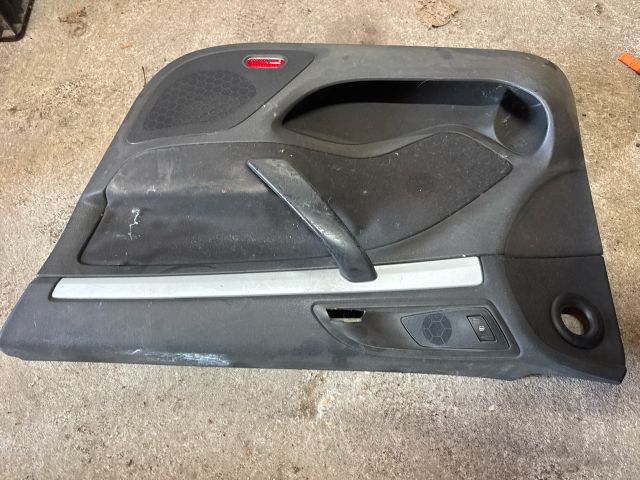 bontott SKODA OCTAVIA II Jobb első Ajtó Kárpit