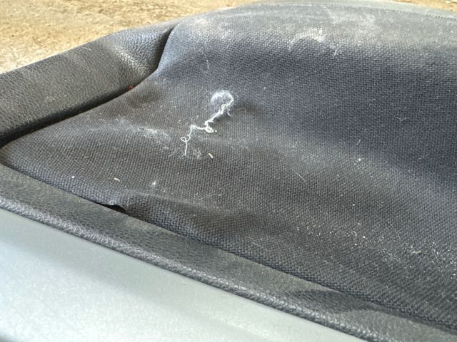 bontott SKODA OCTAVIA II Jobb első Ajtó Kárpit