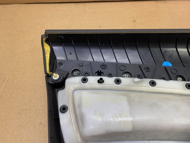 bontott SKODA OCTAVIA II Jobb első Ajtó Kárpit