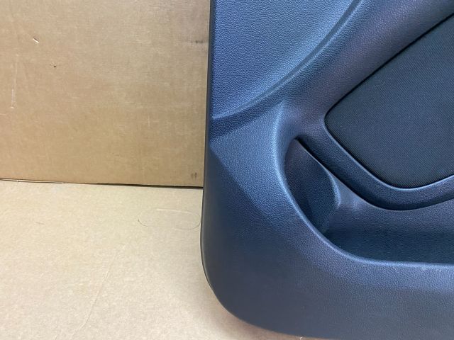 bontott SKODA OCTAVIA II Jobb első Ajtó Kárpit