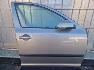 bontott SKODA OCTAVIA II Jobb első Ajtó (Részeivel)
