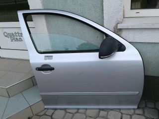 bontott SKODA OCTAVIA II Jobb első Ajtó (Részeivel)