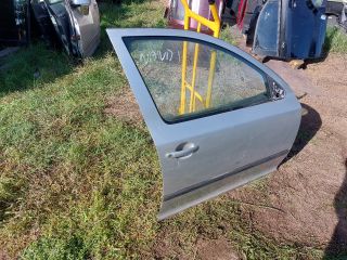 bontott SKODA OCTAVIA II Jobb első Ajtó (Részeivel)