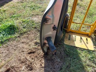 bontott SKODA OCTAVIA II Jobb első Ajtó (Részeivel)