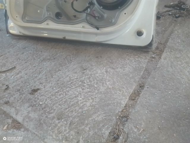 bontott SKODA OCTAVIA II Jobb első Ajtó (Üres lemez)