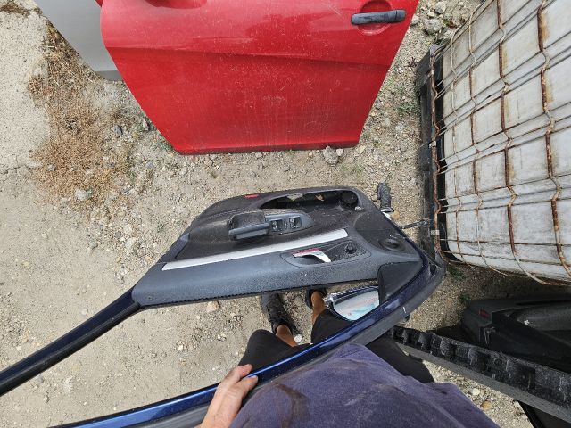 bontott SKODA OCTAVIA II Jobb első Ajtó (Üres lemez)